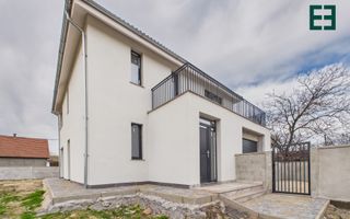 Casă nouă cu 4 camere și teren de 445 mp  - Vladimirescu - Arad - Poză 1