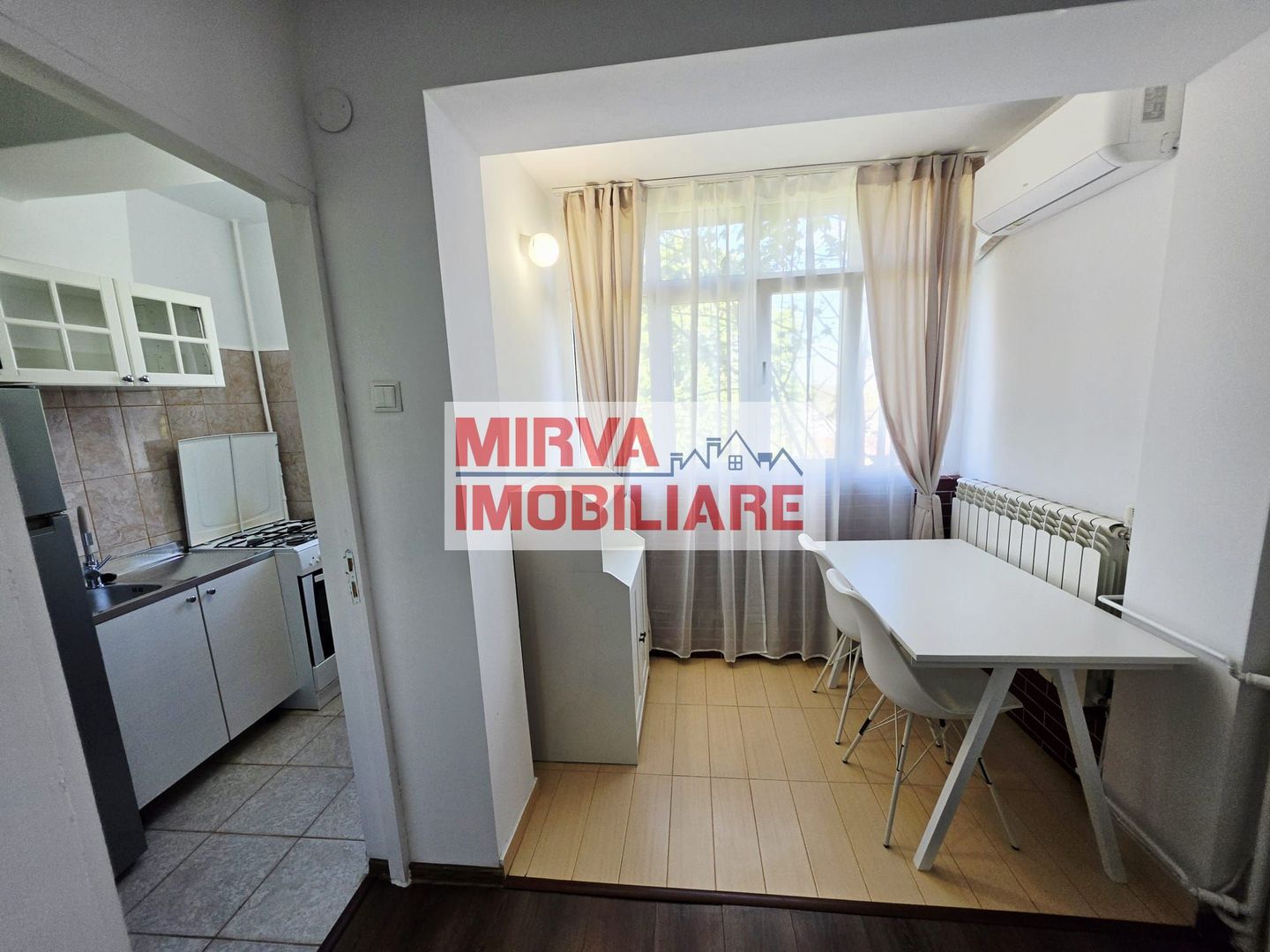 Prima închiriere! Garsonieră modernă Nord, mobilată complet - Poză 4