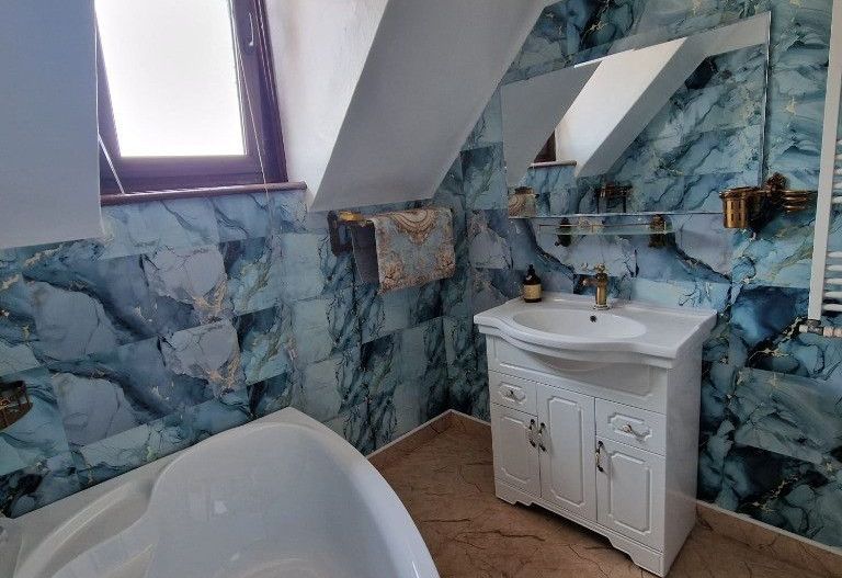 De inchiriat apartament 5 camere in Vila, Unirii sect 4 - Poză 8