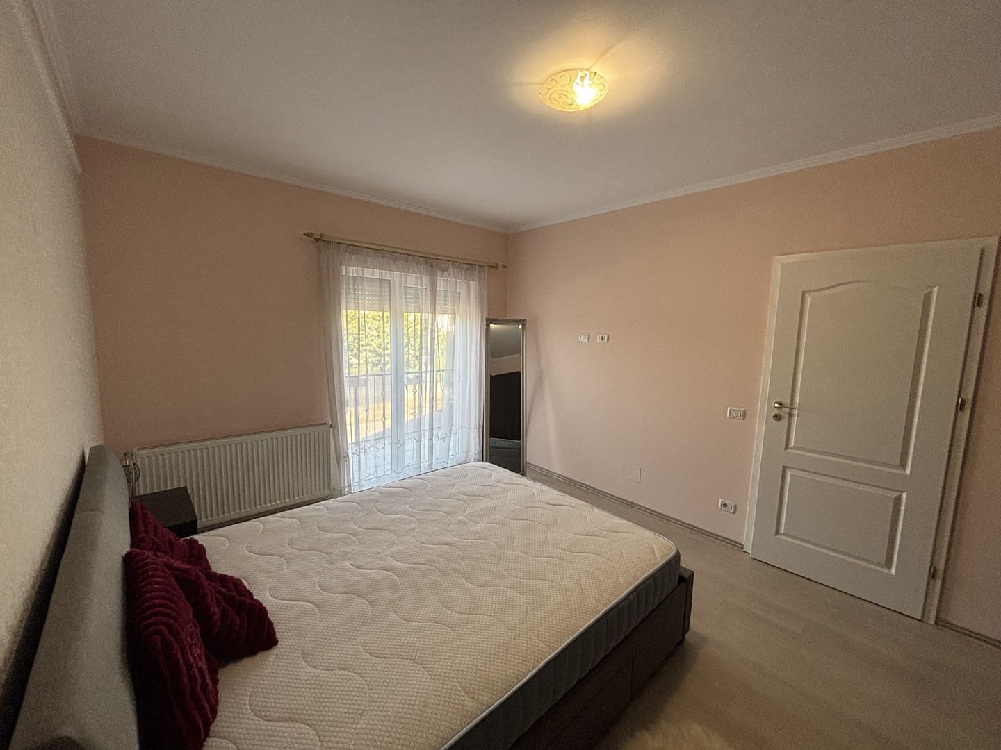 Apartament de  3 camere utilat si mobilat lux / 3 rooms apartment for rent - Poză 7