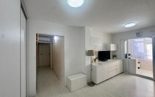 Apartament 3 camere decomandat, Nicolina-Clopotari, zona Lidl, bloc 1984 – de vanzare - Poză 1