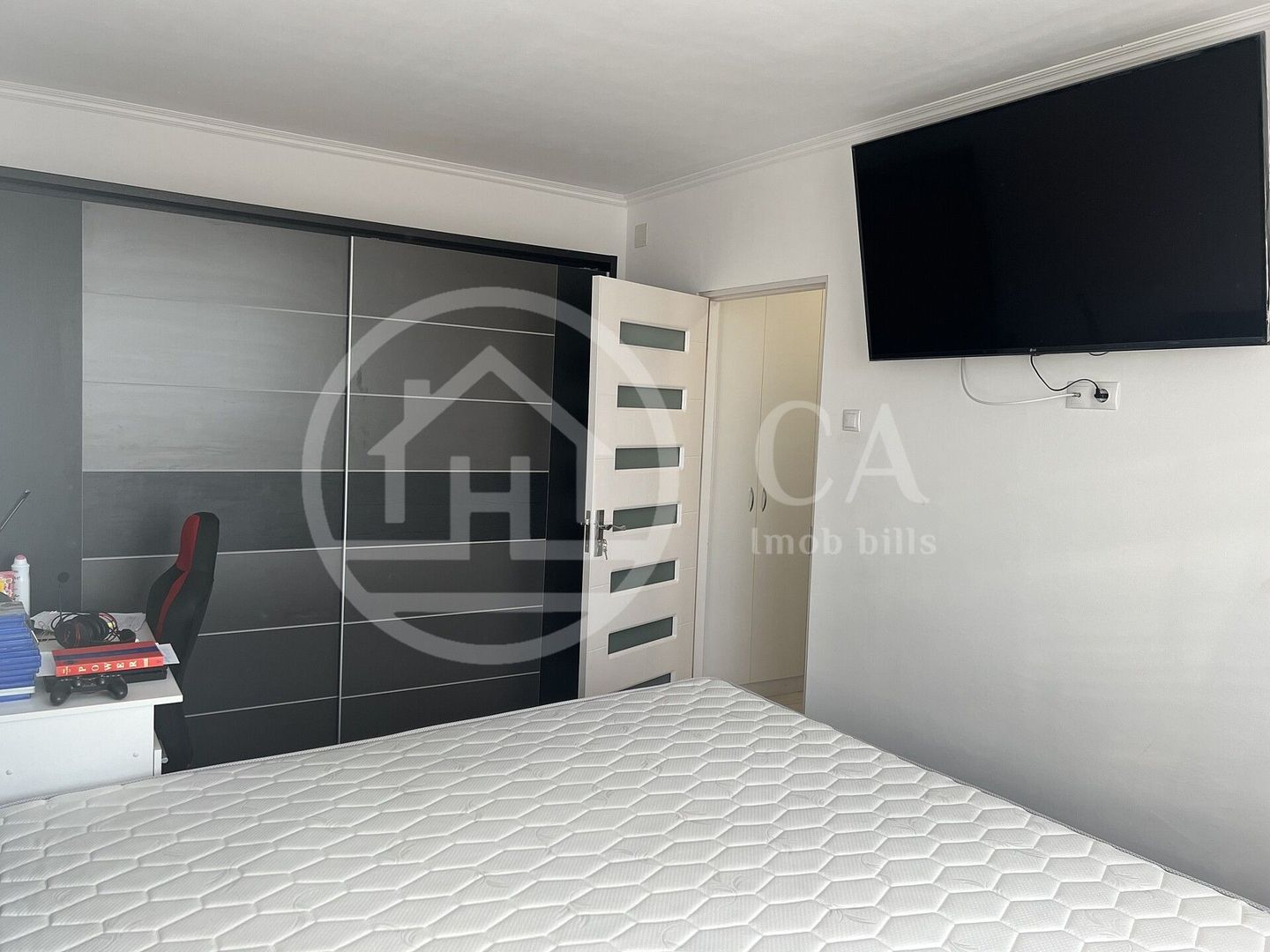 Apartament cu 2 camere de vanzare Cantemir Oradea - Poză 2