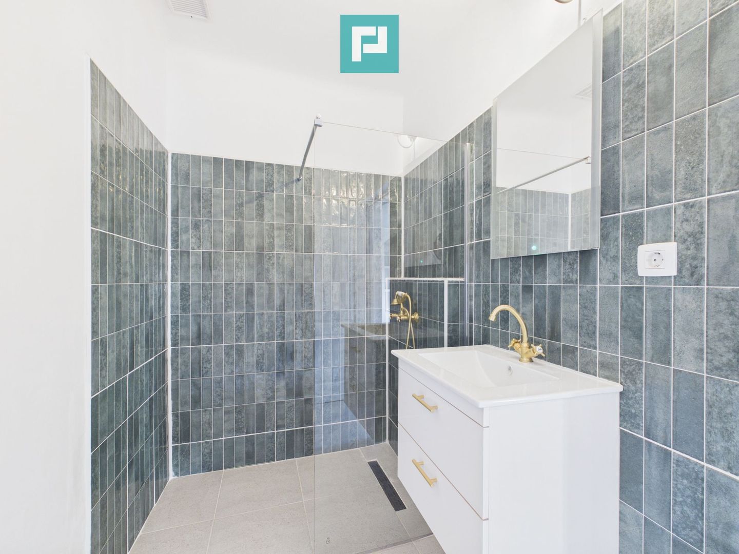Casă renovată ultracentral | Str. Primăriei - Poză 9