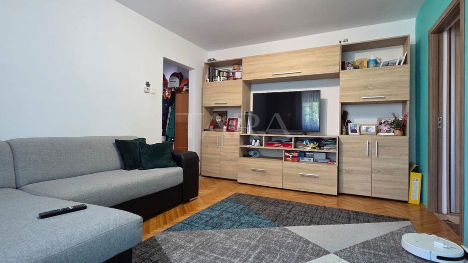 Apartament cu 3 camere confortabil în zona Mănăștur. - Poză 1