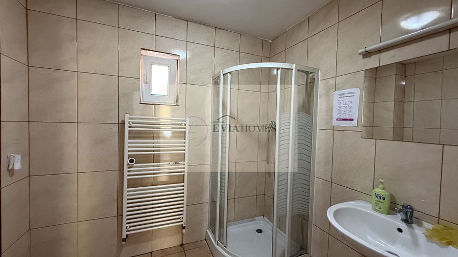 Casa individuala spatioasa, curte si parcare/zona Semicentrala - Poză 7