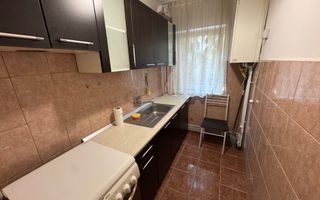 Apartament cu 3 camere, 60mp, Zona UMFST - Poză 8
