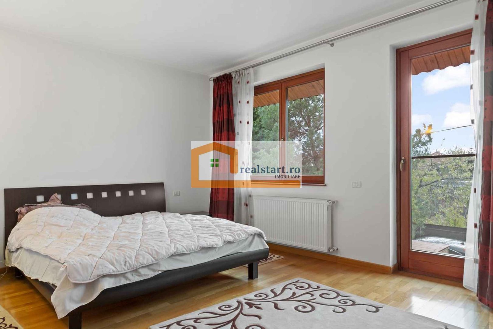 La Liziera Padure, Vila cu teren 685mp, mobilata si utilata - Poză 22