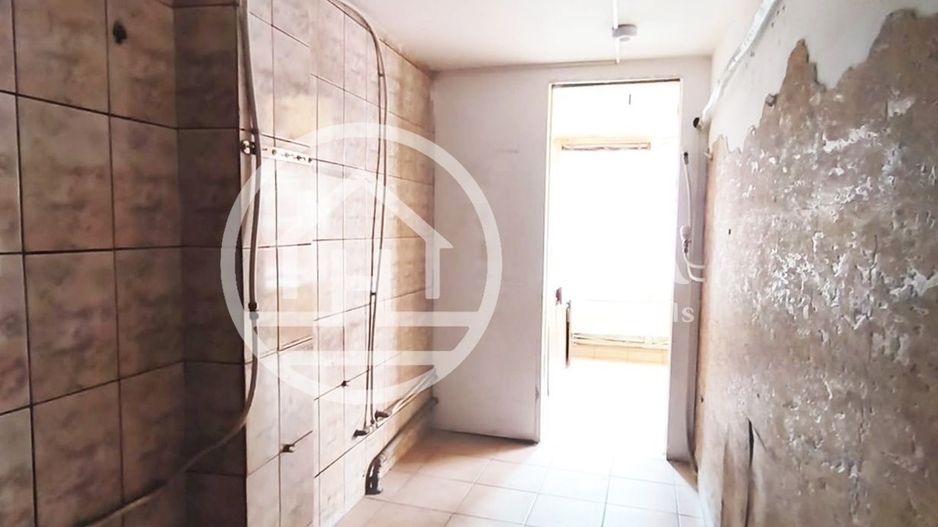 Casa de închiriat cu 6 camere în Rogerius, Oradea - Poză 19