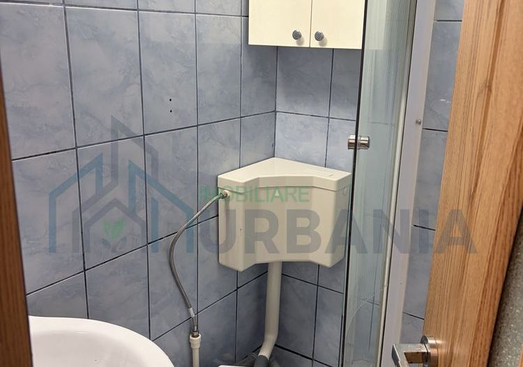 # inchiriez mini garsoniera cochet amenajata - Poză 3