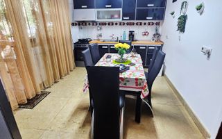 🏡 Casă deosebită – 2 unități locative, 6 dormitoare, zona Albert - Poză 92