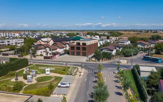 Spatiu comercial de la 14 euro de inchiriat Amber Forest Plaza - Poză 24