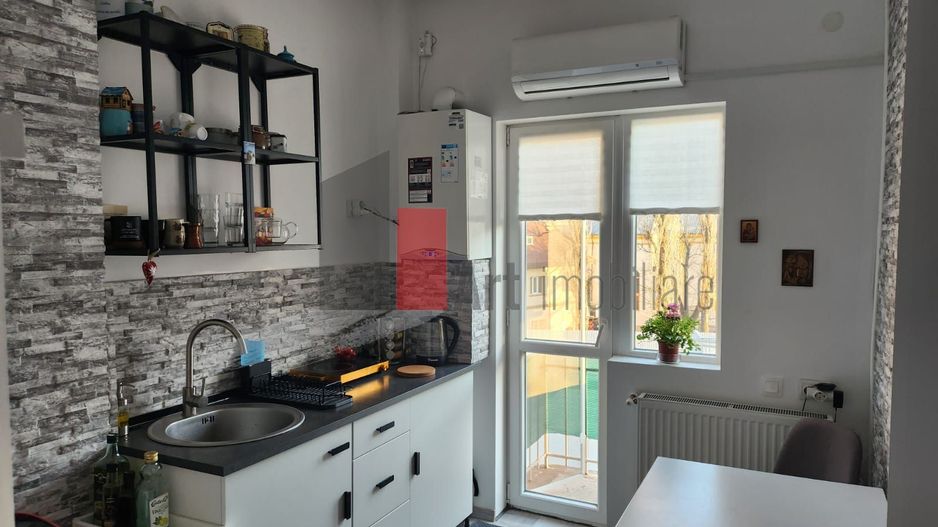 Apartamentul "AMIGABLE" , et. 2 in vila - Poză 5