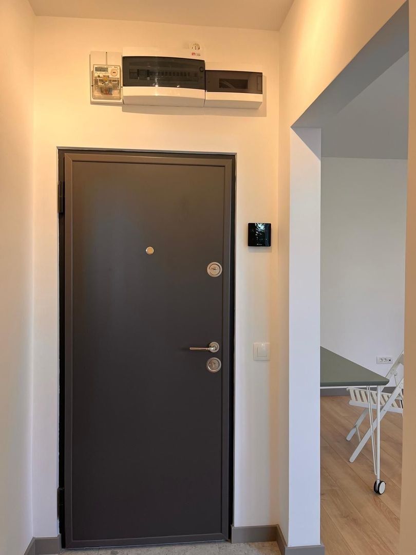 Apartament cu doua camere semidecomandat, piata Domenii - Poză 3