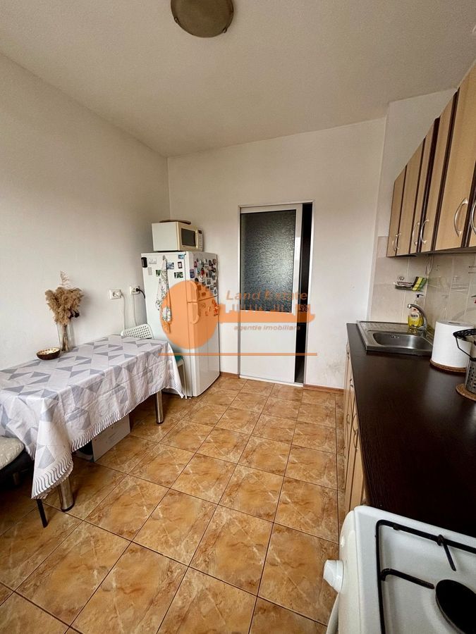 2 camere la 800m de Metrou Gorjului - Poză 7