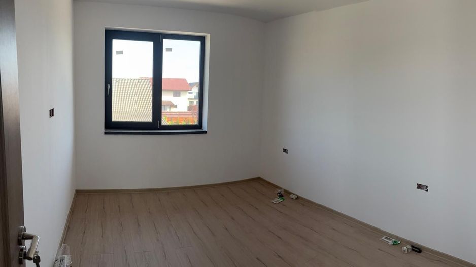Duplex modern intr-o zona linistita - Poză 4