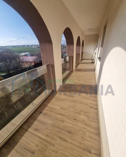 Vilă modernă, Valea Adâncă, 200 mp, teren 410 mp, renovată 2022 - Poză 14