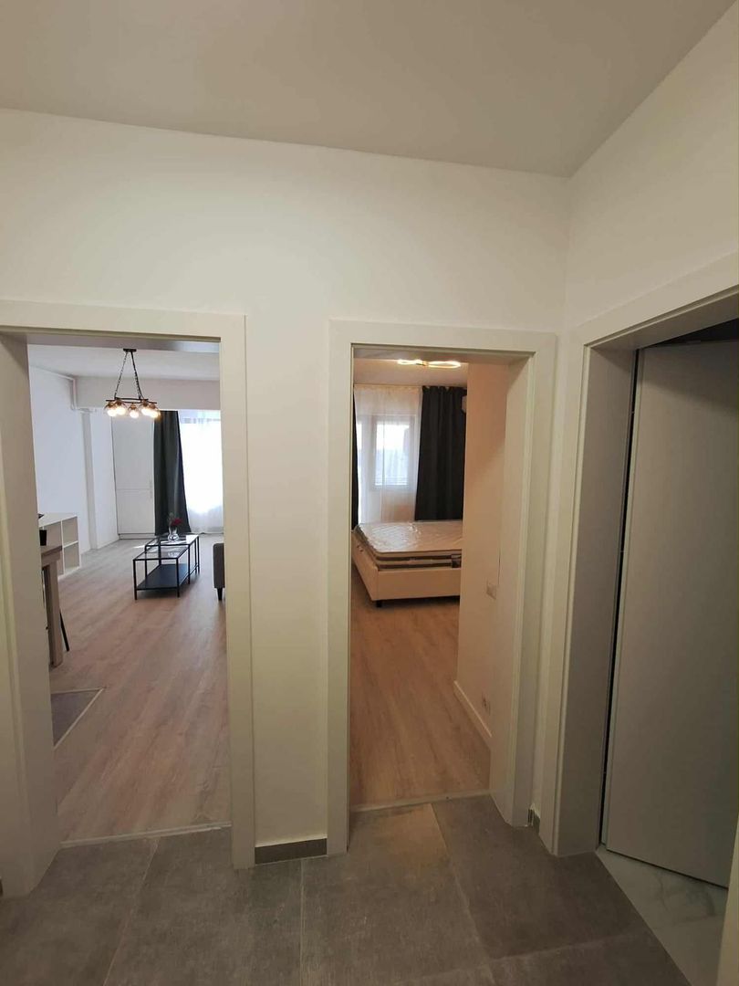 GARONIERA PARCUL CAROL , CENTRALA PROPRIE,  LOC DE PARCARE , MOBILATA - Poză 6