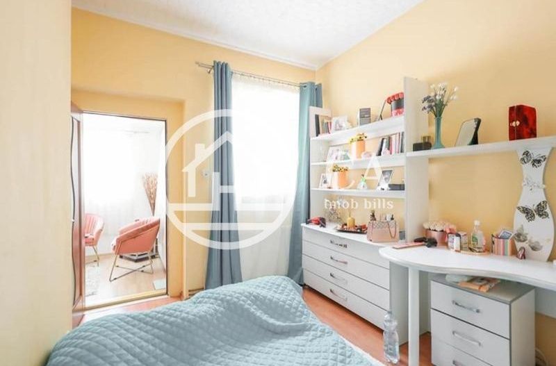 Apartament de vânzare la curte comună cu 3 camere, Ultracentral Oradea - Poză 7