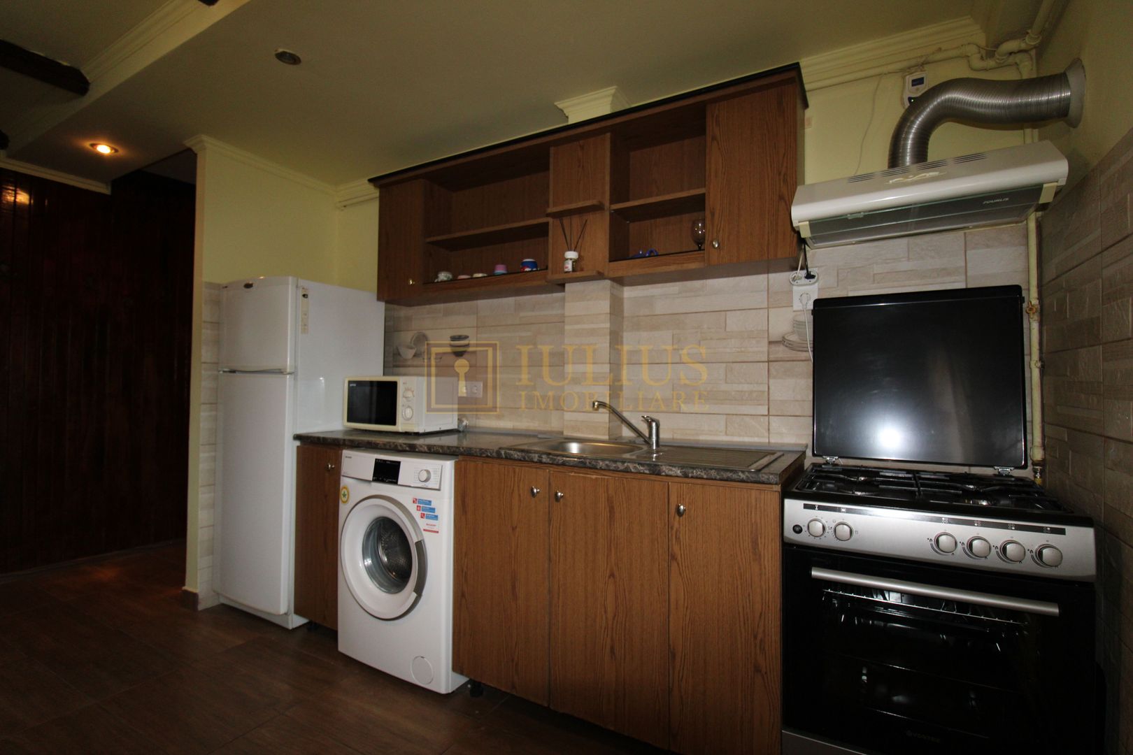 3 minute de Iulius Mall, 2 camere, centrala proprie. - Poză 12