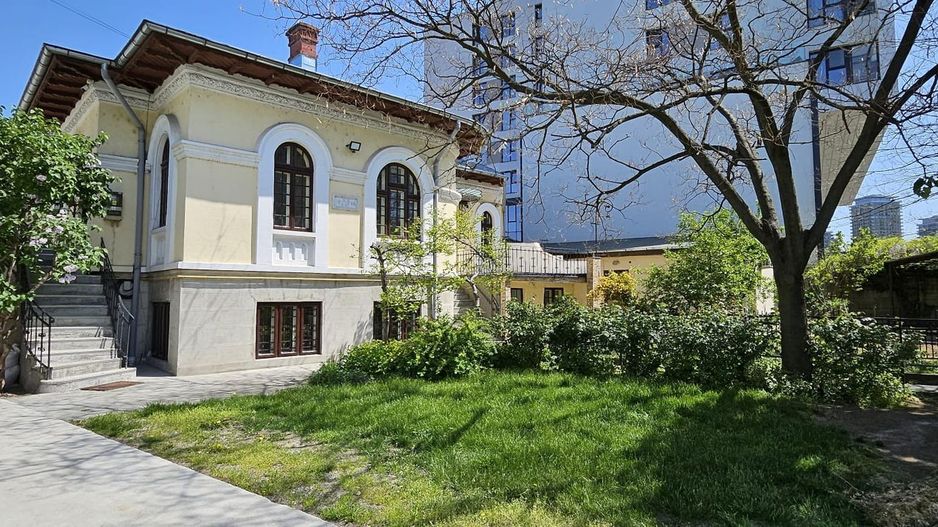 Casa Vila || Timpuri Noi || 6 camere || curte libera 400mp ||  Afterschool || - Poză 3