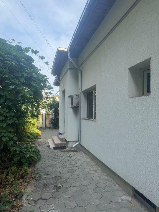 Casă de vânzare Sect.1, Bd. Ion Mihalach-cu Proiect de extindere si modernizare - Poză 3