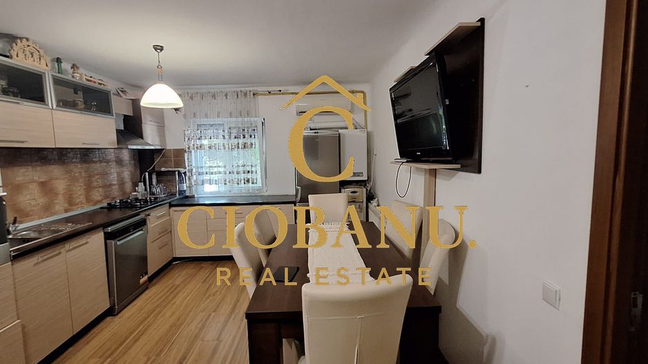 Apartament 4 camere, Etaj 1 de vanzare in cartierul 1 mai - Poză 1