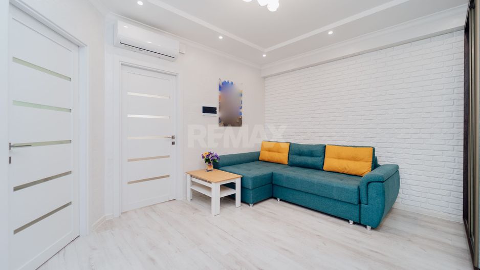 Vând apartament cu 1 cameră. st. Sprincenoaia - Poză 4