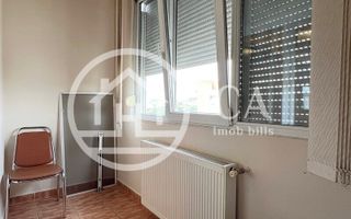 Apartament de închiriat cu 3 camere în zona Rogerius, Oradea - Poză 11