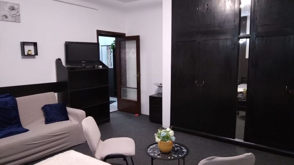 Apartament 2 camere decomandat Piata Romana - Poză 6