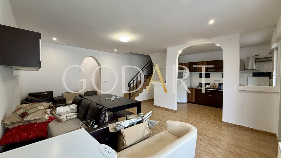 Oportunitate | Vila individuala | Curte | Tei - Poză 2