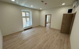 Saptii de birouri Ultracentral suprafețe de la 28 - 940 mp - Poză 48