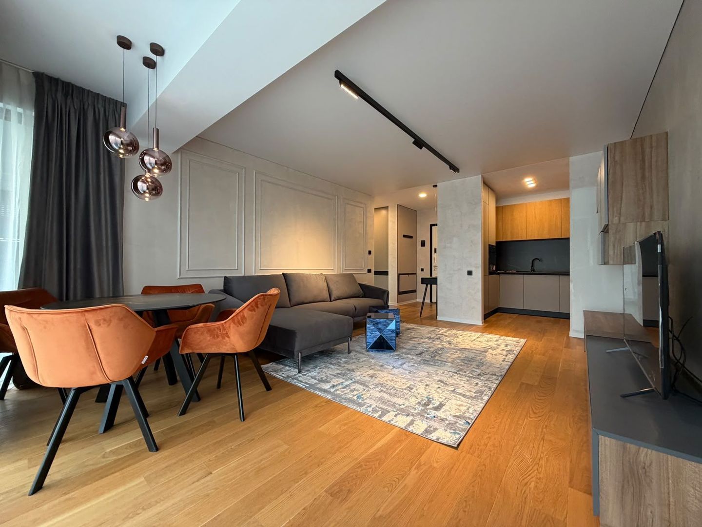 2 CAMERE LA CHEIE || YACHT KID -FABRICA DE GLUCOZA - Poză 9