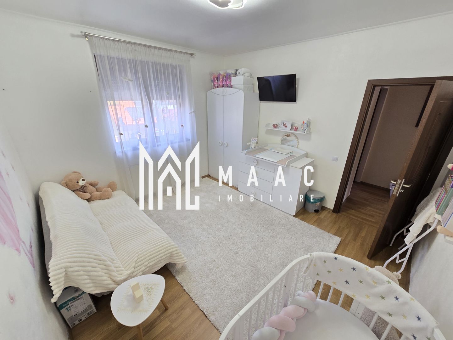 Vila 5 camere moderna 300 mp teren Zona Tineretului - Poză 5