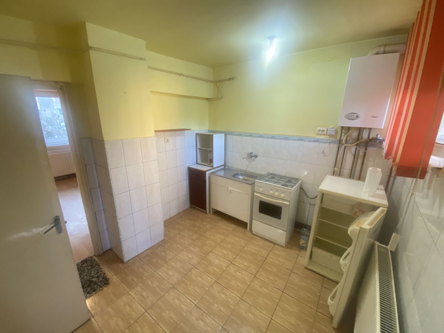 Apartament cu 1 camera,zona Dambu Pietros - Poză 2