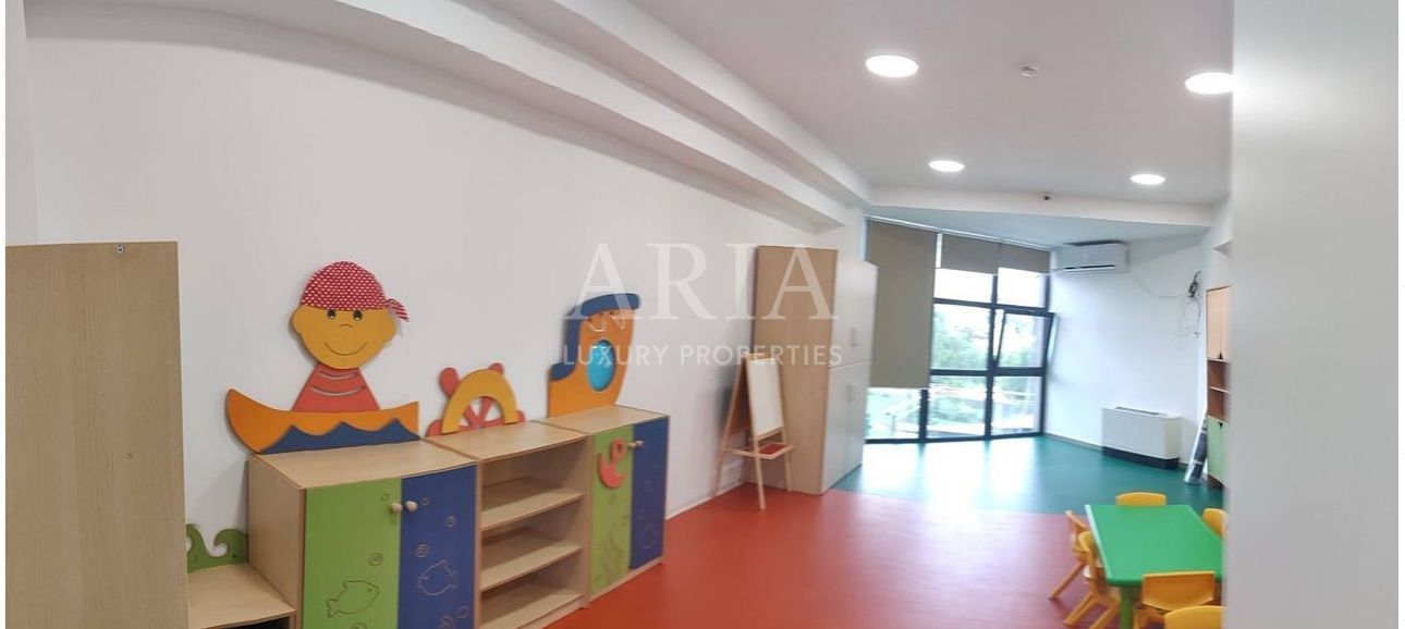 Cladire P+2 complet amenajata pentru grădiniță + Spatiu verde 3000mp - Poză 1