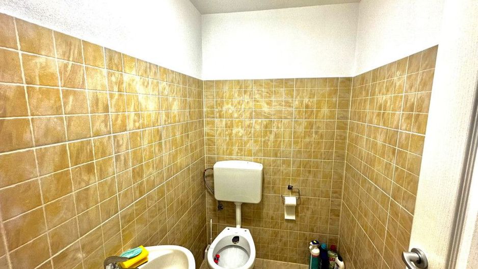 Spatiu comercial situat in inima orasului, 85mp-3 camere, P+E acces stradal - Poză 8