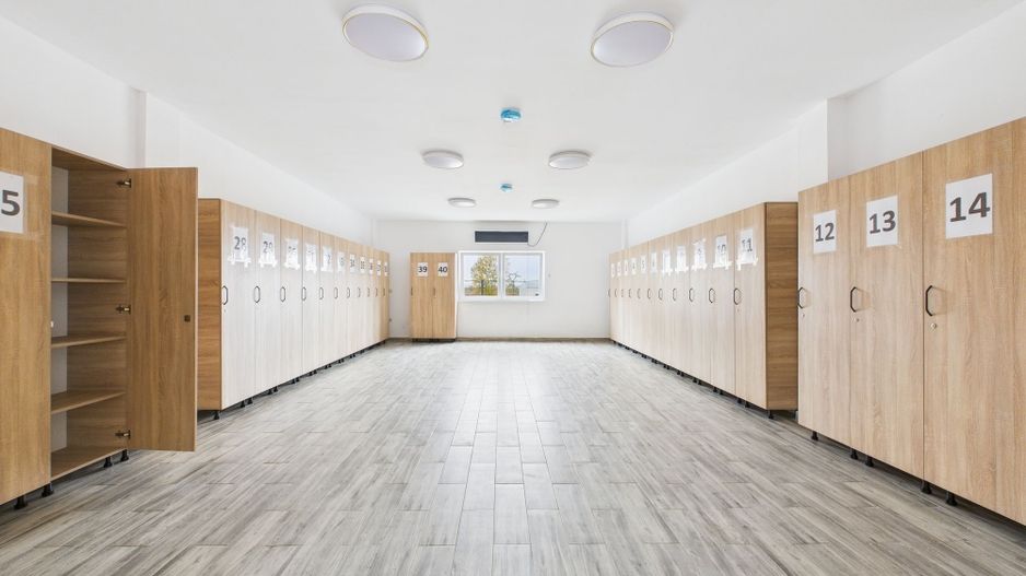 Teren 9.419 mp + hale 7.000 mp – Huși, Vaslui - Poză 11