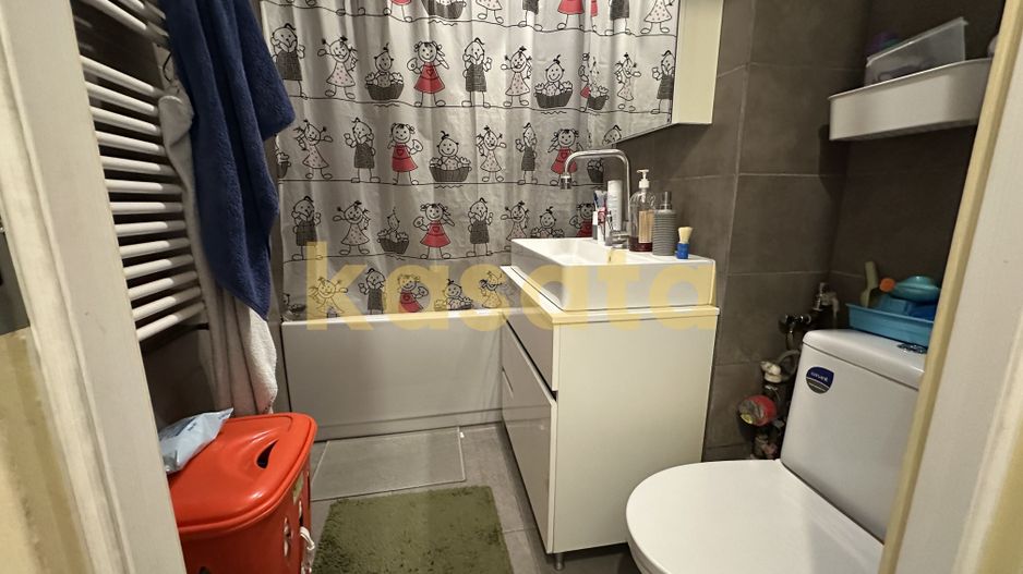 Apartament 3 Camere | Etaj intermediar | Metrou la scară |Raul Doamnei - Poză 12