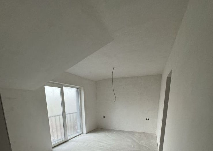 Unitate duplex in cartierul Iris - Poză 2