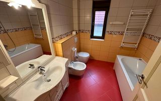 VILA  - ARADULUI. -British - Poză 46