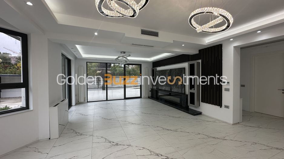 VIla S+P+1+M | Teren de 1000mp | Lift Interior | Finisata Complet - Poză 8