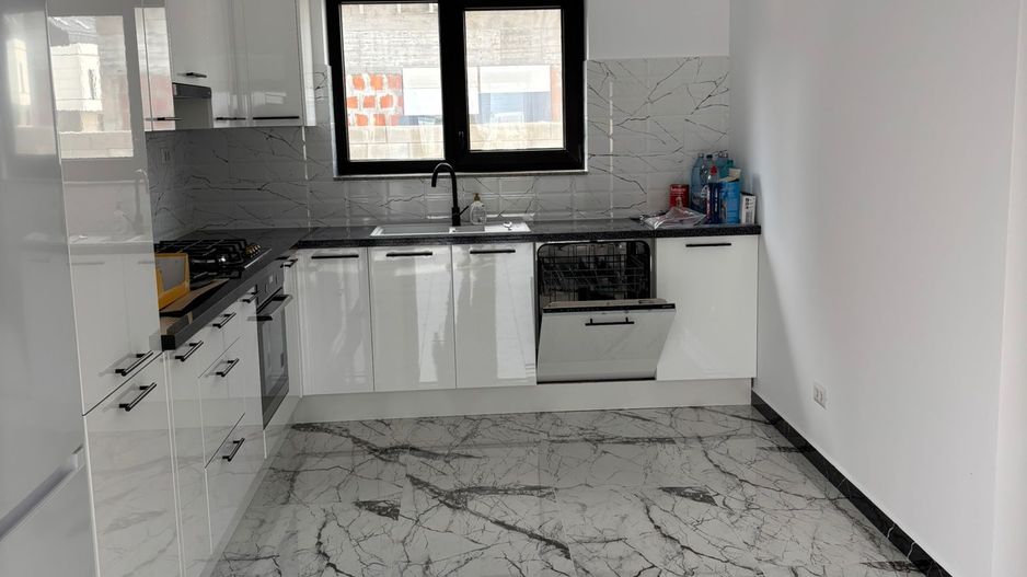 Oportunitate- Vila Individuala, Parter, semimobilata- Corbeanca - Poză 4