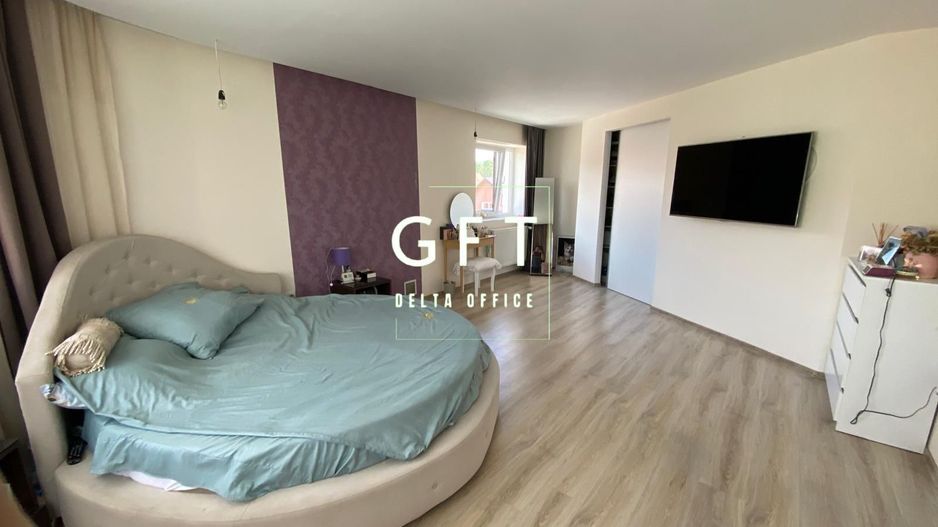 PRET REDUS!!! Vila de lux, P+E+M, piscina, 7 minute de centru Bistritei - Poză 13