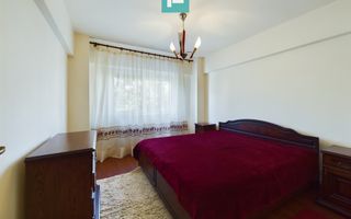 Apartament cu două camere, etajul 1. - Poză 3