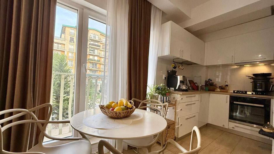 COSMOPOLIS - Apartament cu 3 camere, mobilat si utilat. - Poză 6