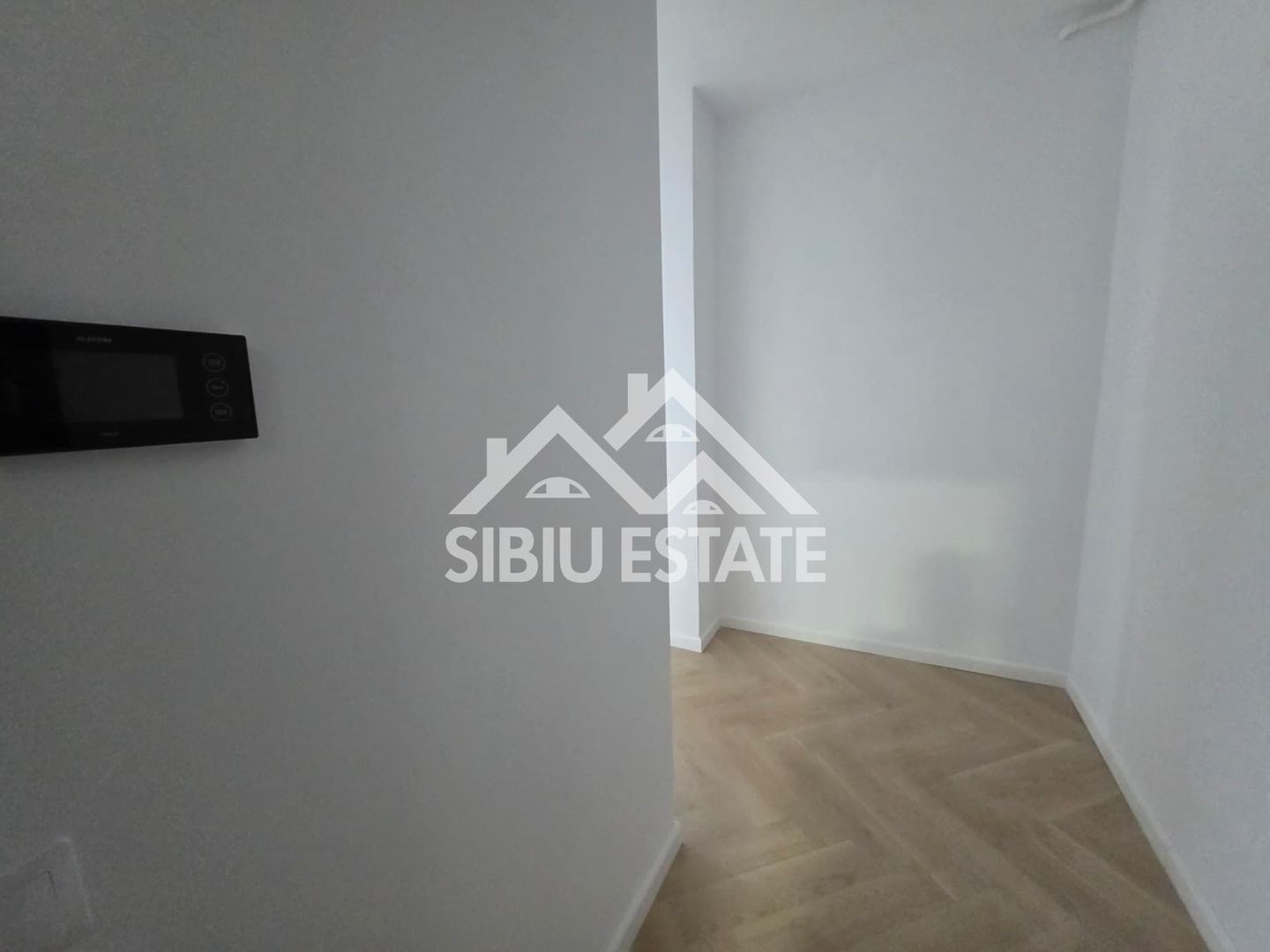Apartament doua camere decomandat, INTABULAT, etaj 1, Selimbar - Poză 5