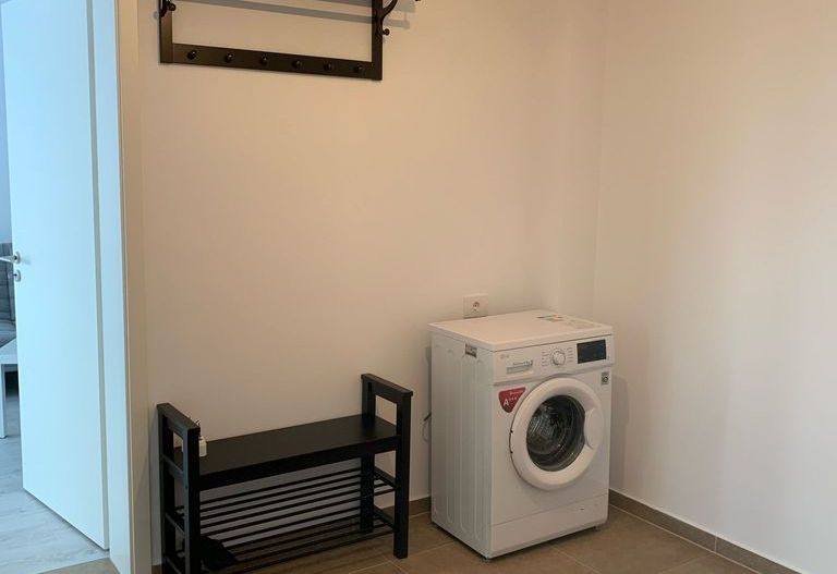 Tractorul - Kasper Coresi, ap 2 camere, decomandat, boxa, loc parcare - Poză 8