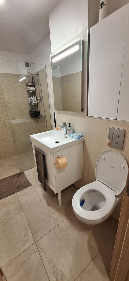 Vanzare apartament 2 camere Titan,  langa metrou, IOR, scoala 195-RENOVAT - Poză 10