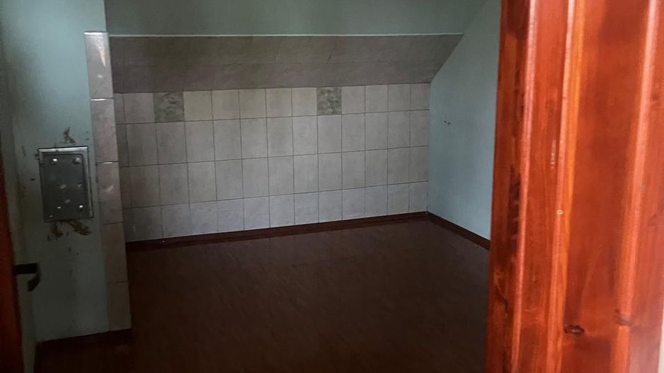 Casă complet renovată, pentru locuință sau pensiune turistică! - Poză 8