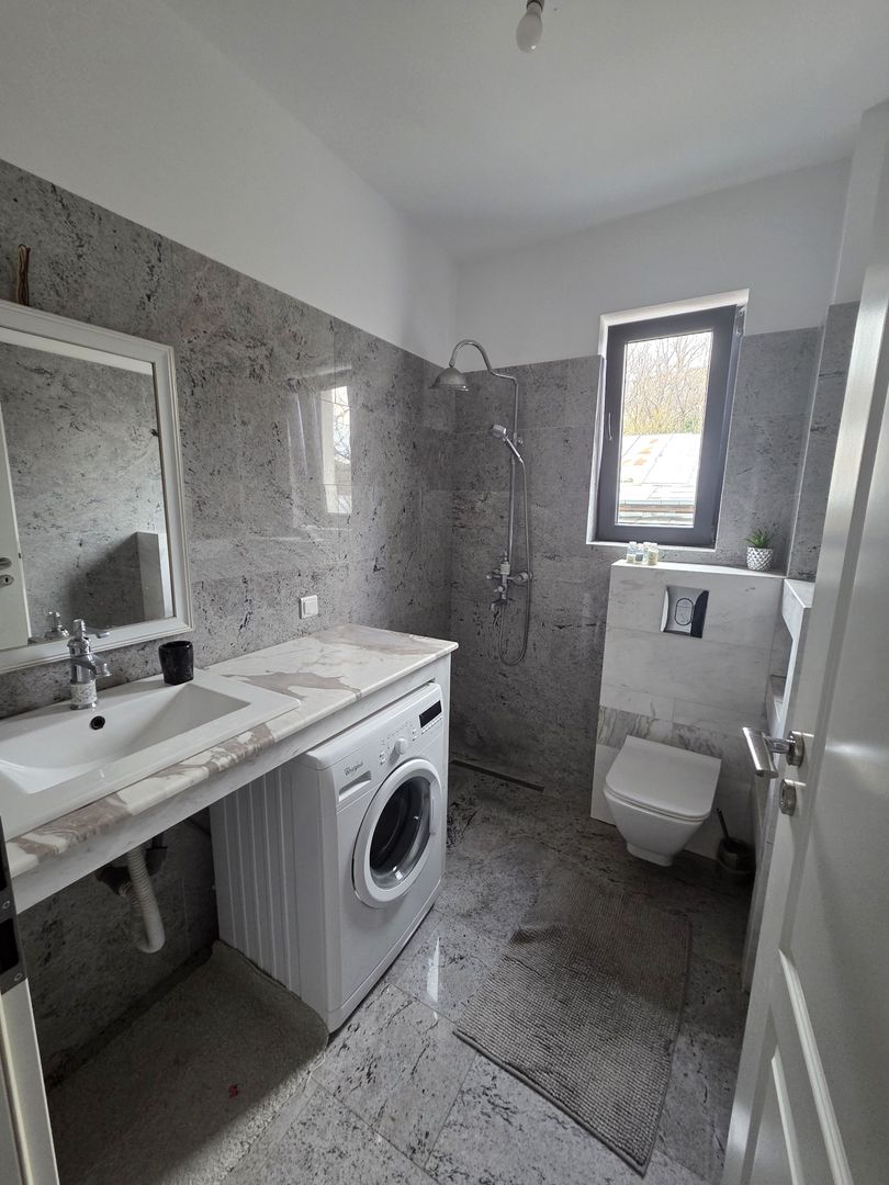 Apartament 3 camere si curte proprie - Poză 9